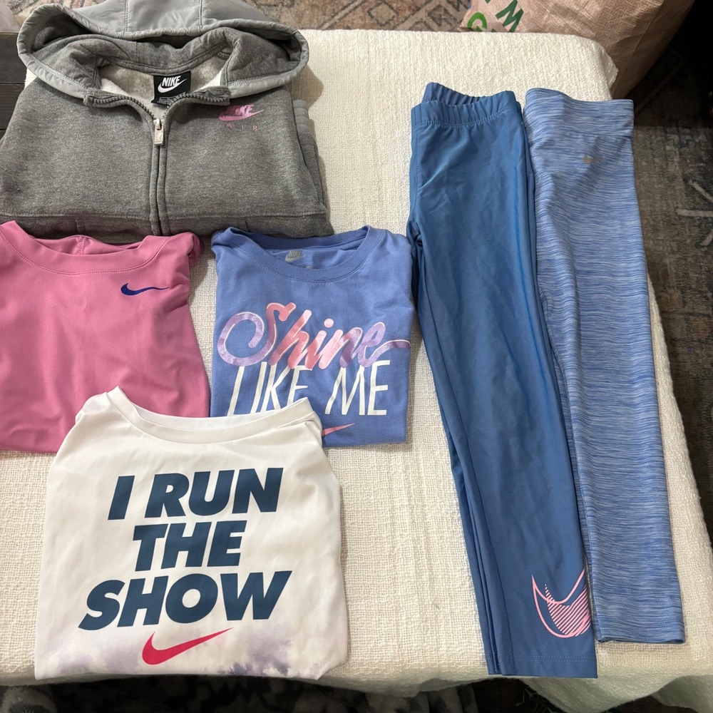 Nike Girl 6-Piece Activewear Lot Size 5-6 Hoodie Leggings Graphic Tees Pink Blue
